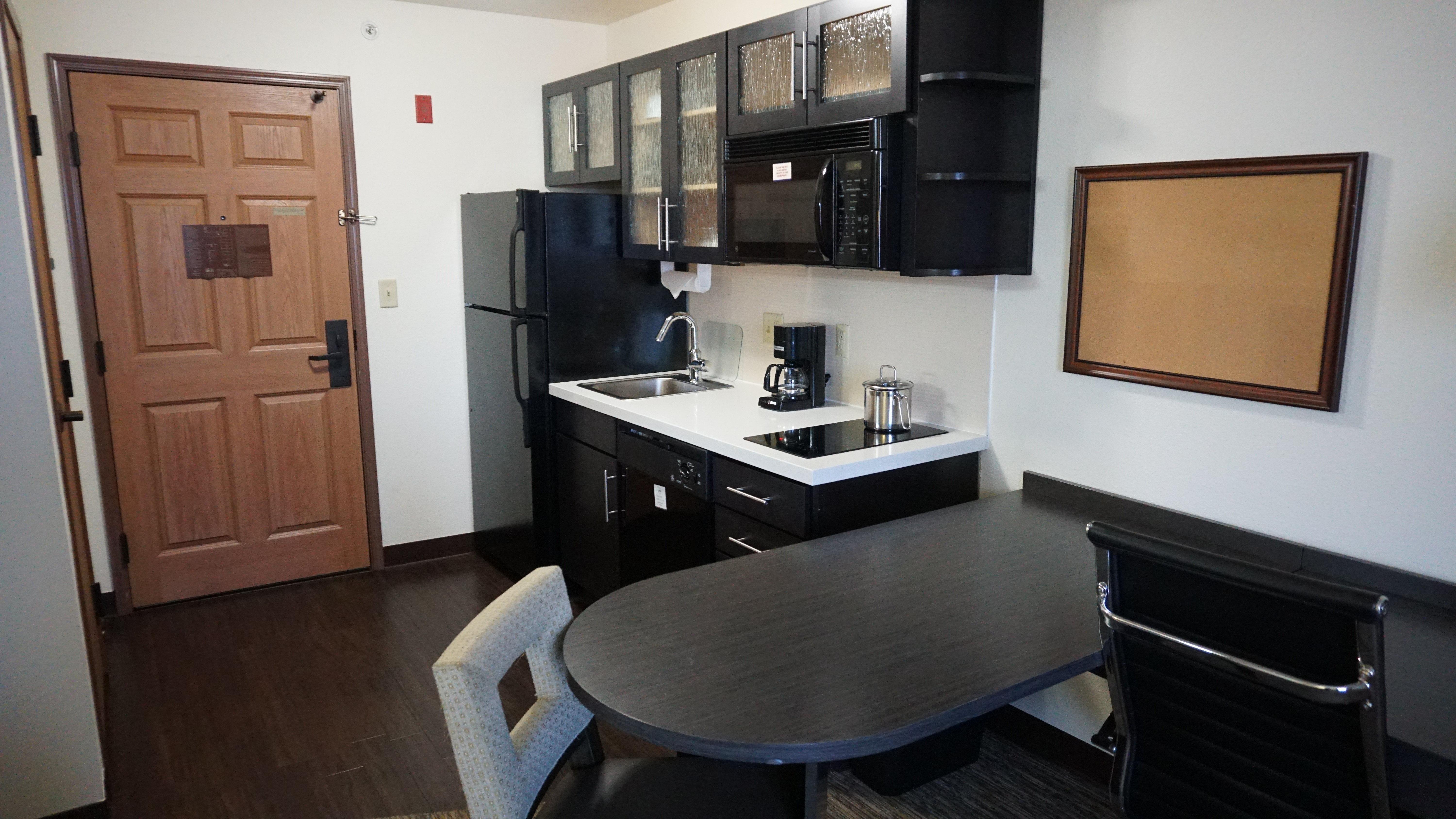 Candlewood Suites Tulsa Брокен-Эрроу Экстерьер фото