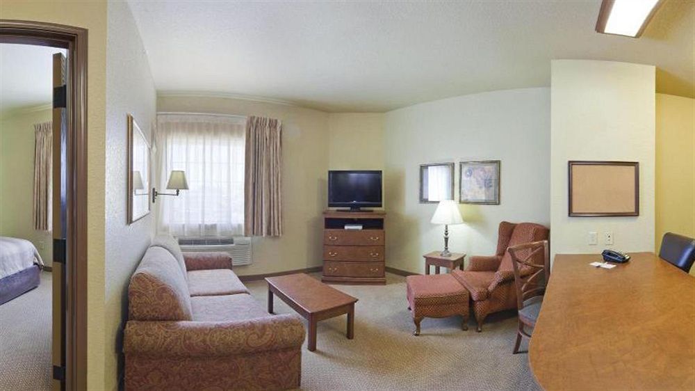 Candlewood Suites Tulsa Брокен-Эрроу Экстерьер фото